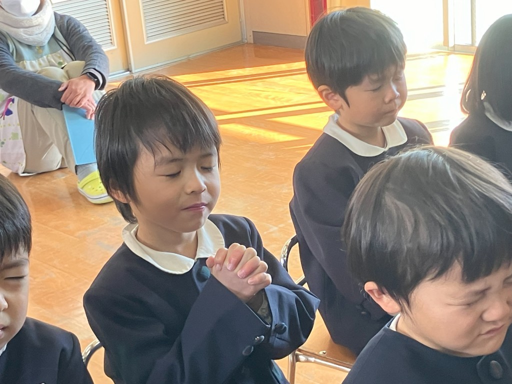 ③