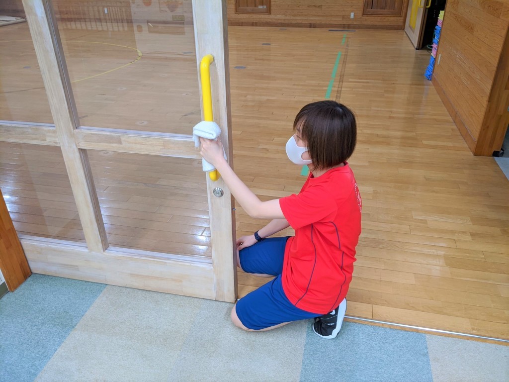 消毒）体育室手すり