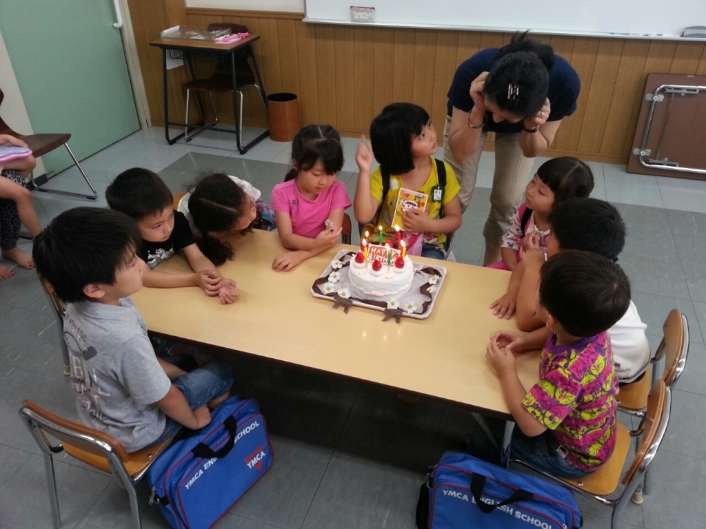 Hatchlingsお誕生日会