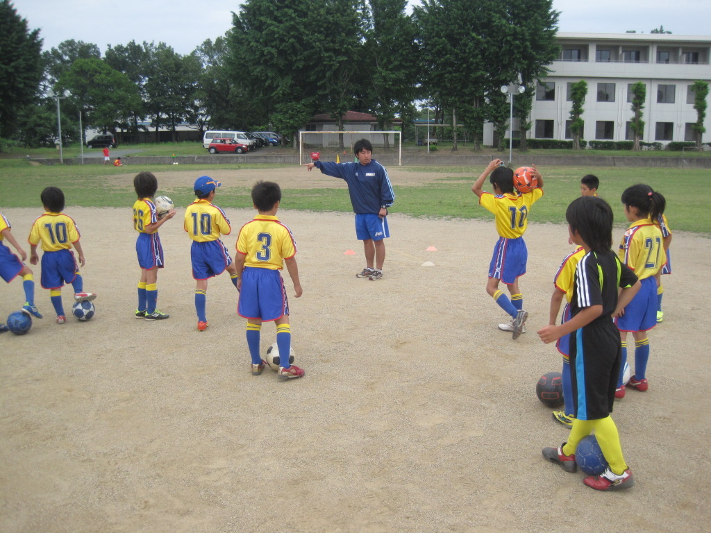 サッカーＦ 001