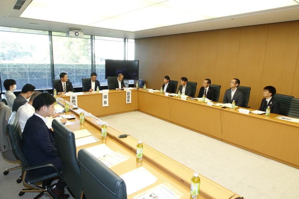 年次総会の様子