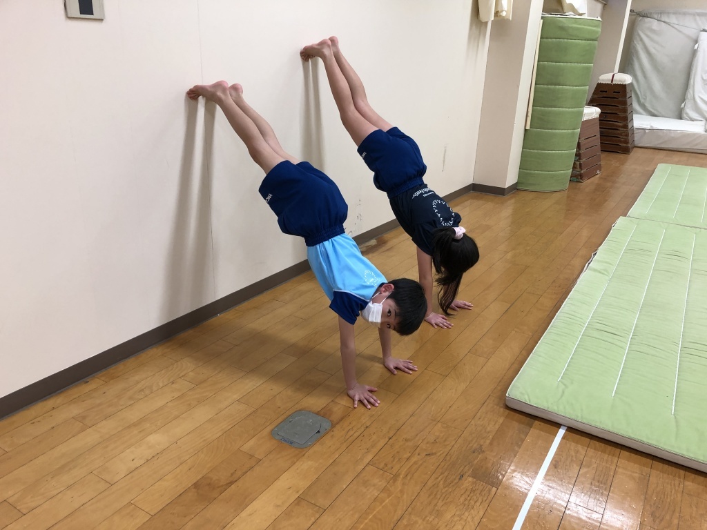 壁のぼり①
