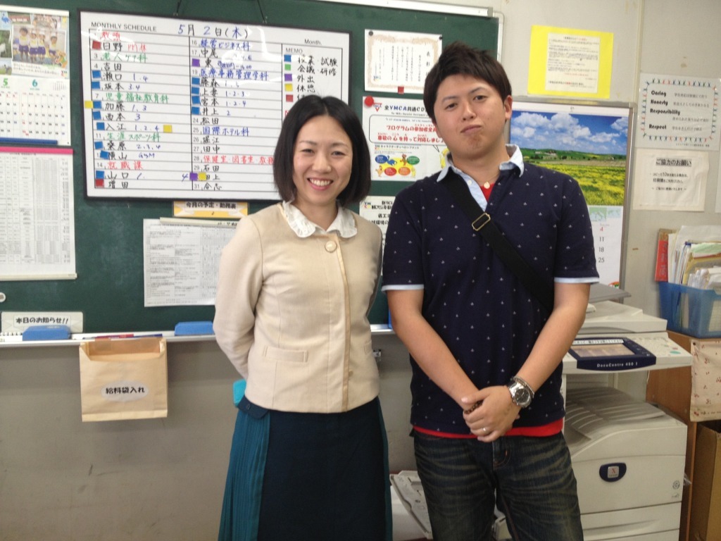 卒業生と一緒に