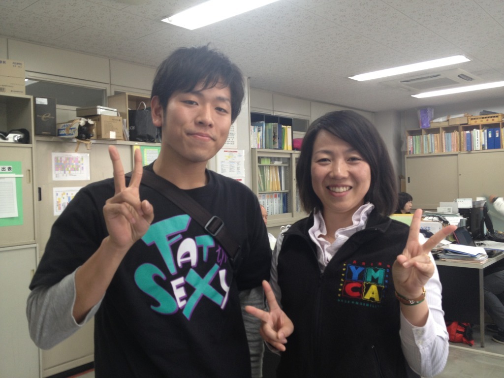 卒業生と一緒に